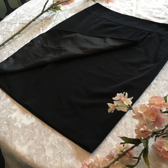 Apt. 9 Faux Wrap Straight Skirt - Picture 4 of 7